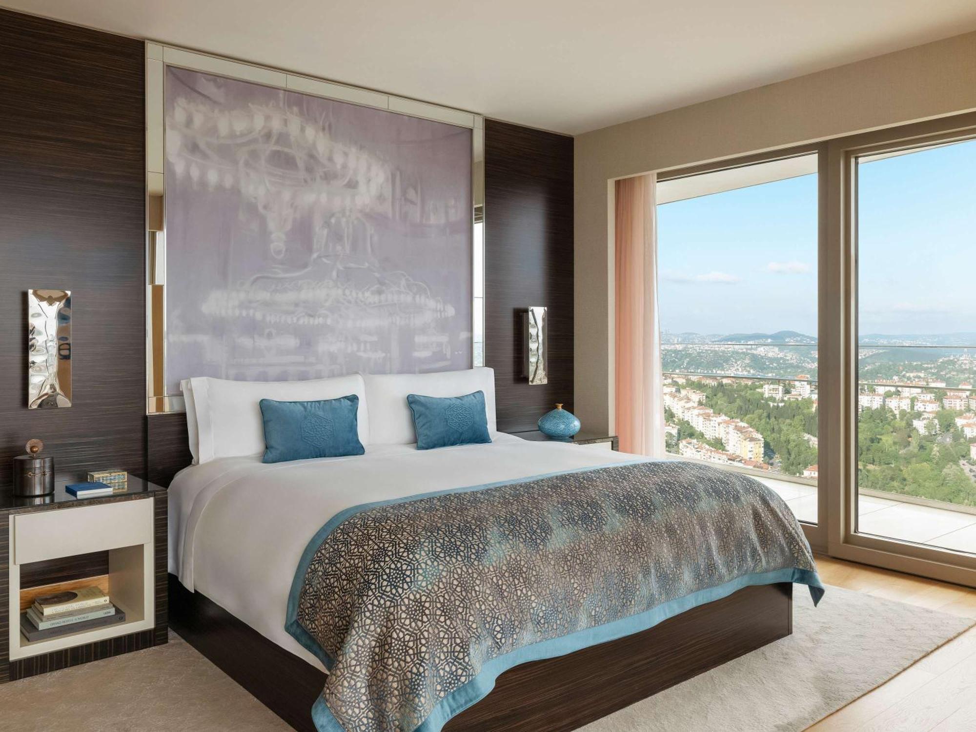 Готель Raffles 5*